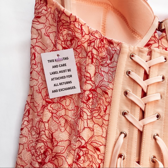 Savage X Fenty Candy Apple Lace Corset - Picture 7 of 8